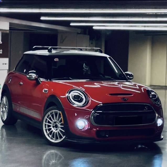 Roof rack system for classic Mini Cooper cars, vintage roof bars