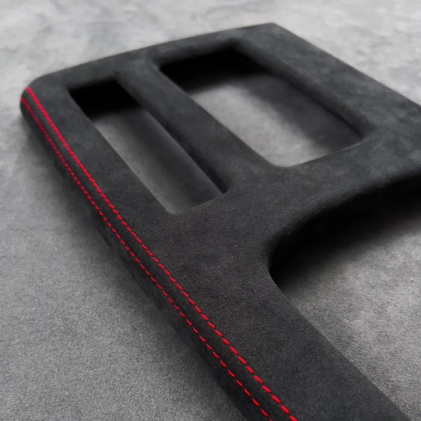 Acura Integra Type S DE5 center console Alcantara cover close up no piano black scratches LHD 83431-3S5-A21ZA