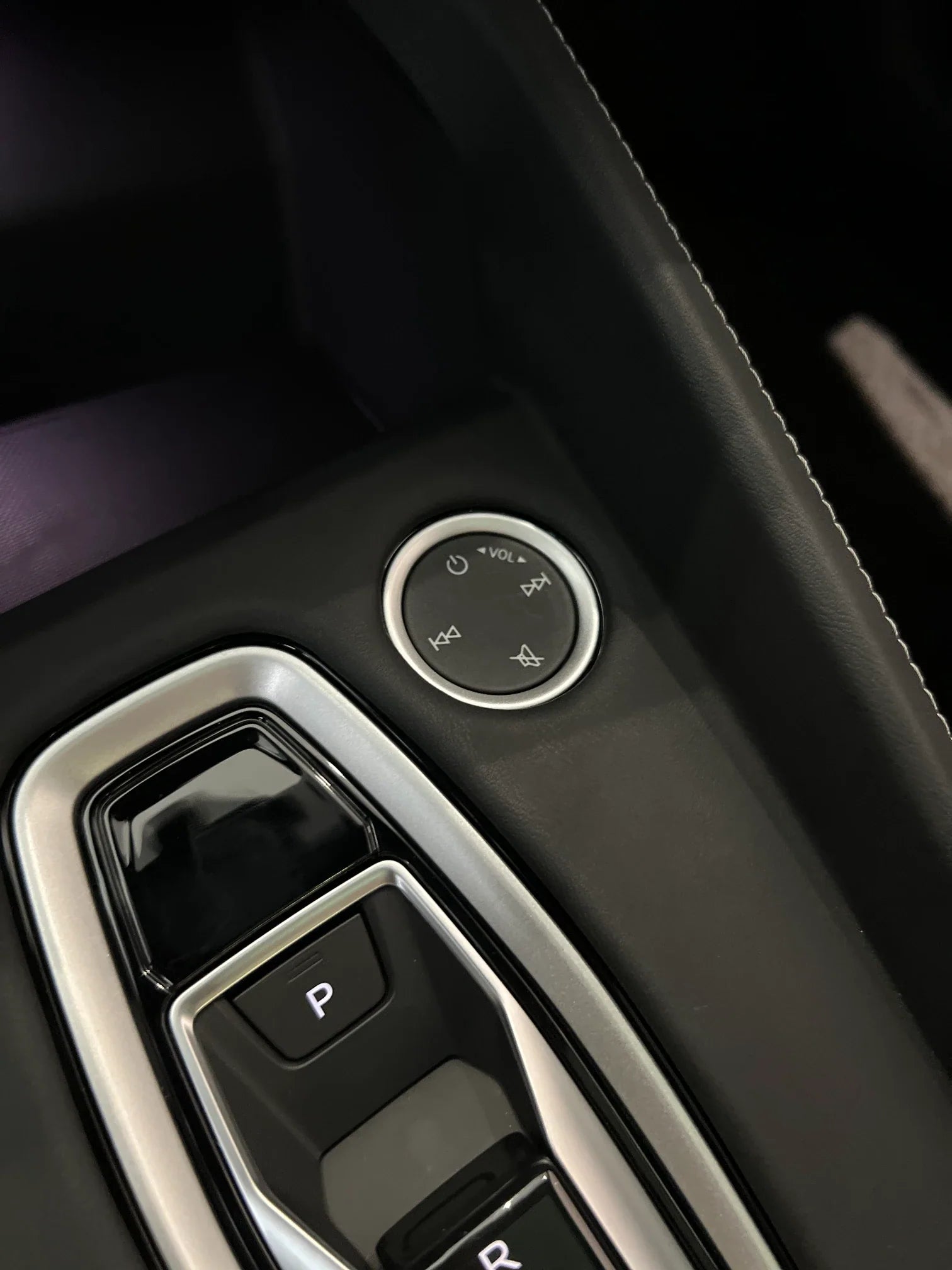 Audi A3 / S3 / RS3 8Y Gear Shift Panel Cover