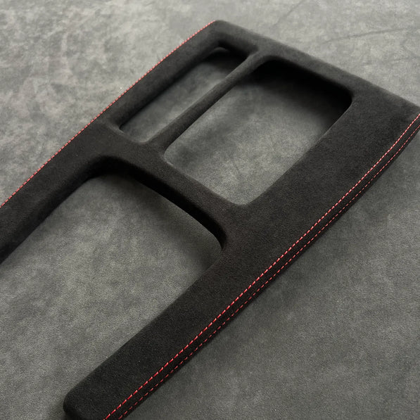 FL5 Civic Type R manual transmission center console wrapped in Alcantara, showcasing LHD & RHD fitment and reversible upgrade.