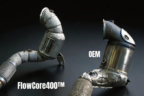 Internal flow path comparison between FlowCore400™ 400-cell MK8 downpipe and OEM downpipe showing improved exhaust velocity