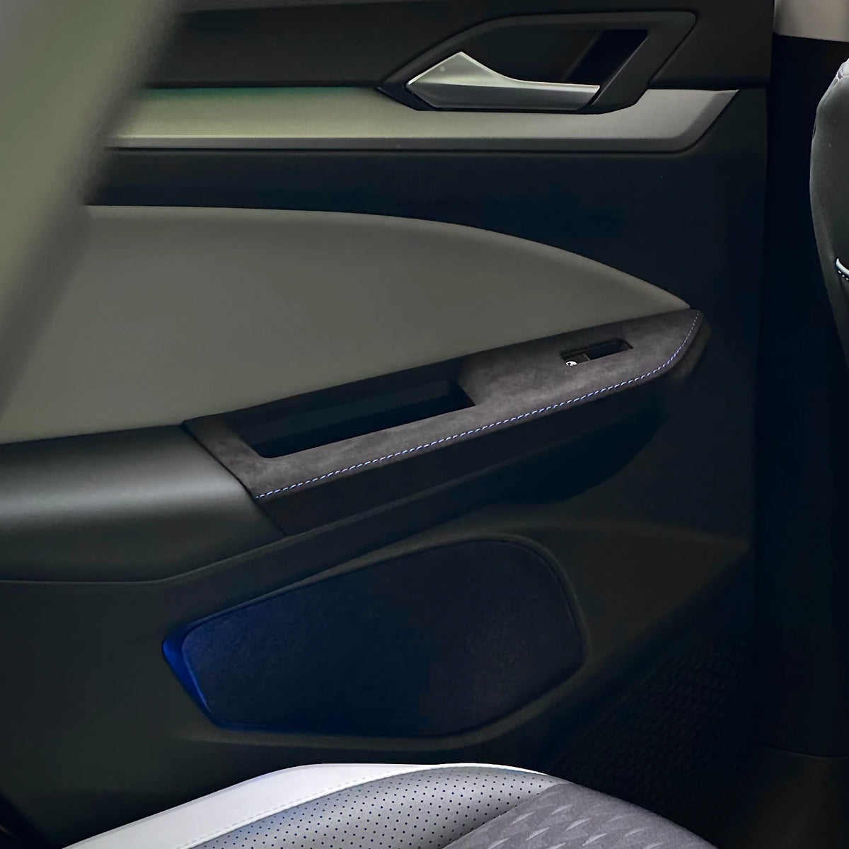 Contra Panel Cover VW Golf Mk8 Door Control Panel Cover – GTI, Golf R & Clubsport ...