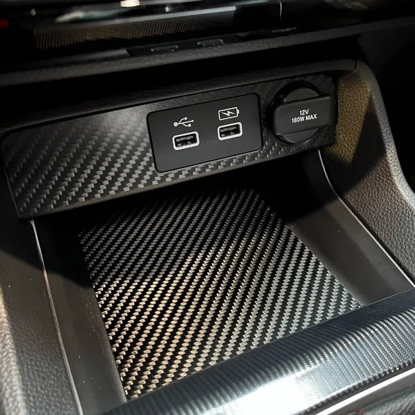 Upgrade your Civic 11th Gen interior with a carbon fiber USB port and cigarette lighter panel cover. Fits models with dual USB ports and no airbag warning lights.