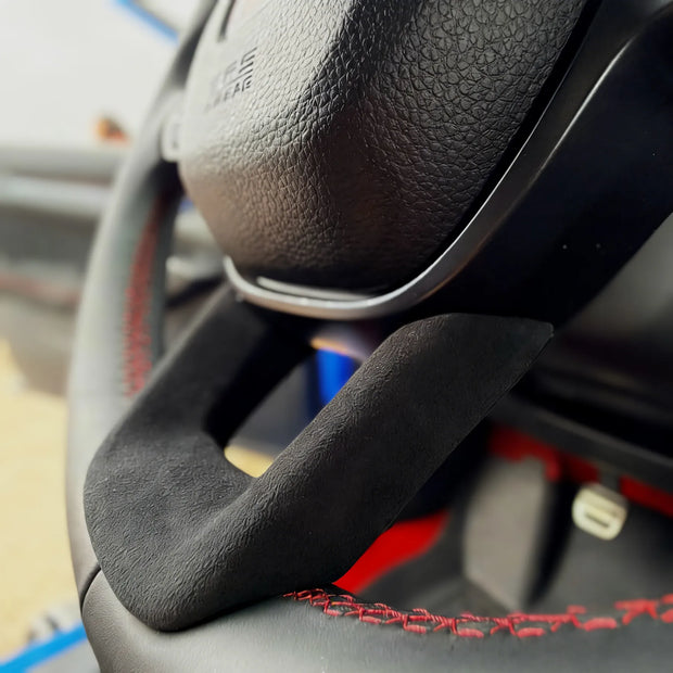 Honda Civic FL5 Type R steering wheel with Alcantara lower trim installed, OEM-fit suede detail enhancing factory interior design