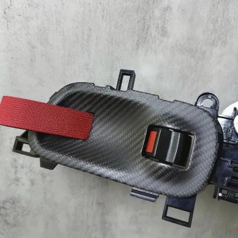 Dry carbon racing-style door handles for Civic XI SI interior upgrade