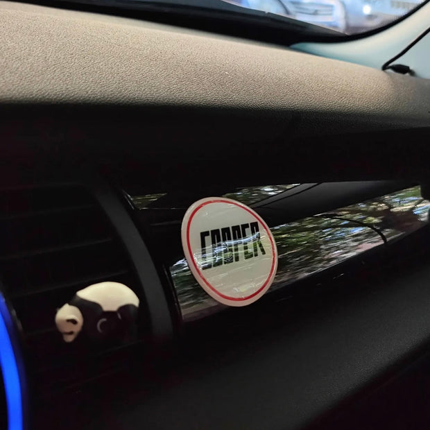 Side view of the MINI Cooper vintage gel sticker, highlighting its premium gel material and durability.