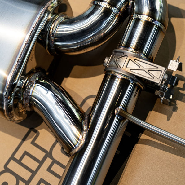 Custom MINI Cooper JCW F66 Auspuffsystem mit automatischer Ventilsteuerung und sportlichem Sound