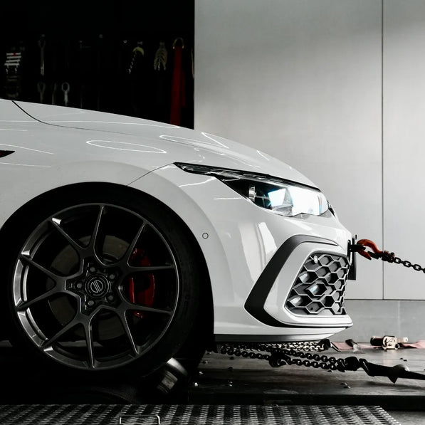 VW Golf MK8 FlowCore400™ downpipe real-world driving torque response between 1500–4000 RPM