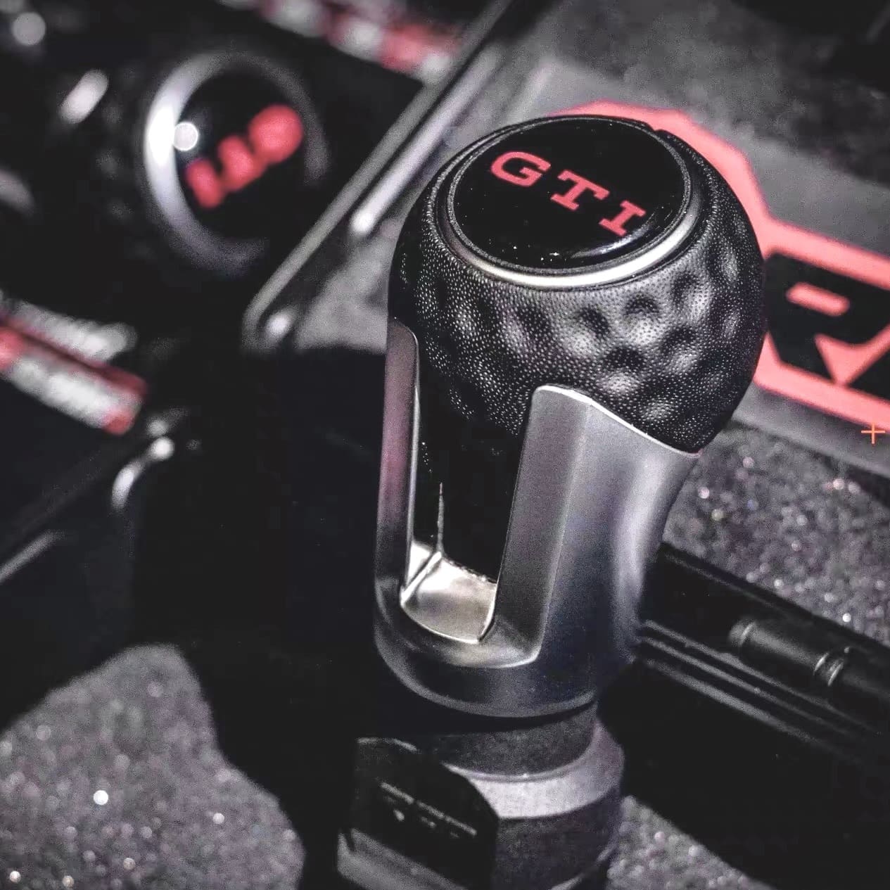 Surface detail of premium gear knob installed in MK8 GTI