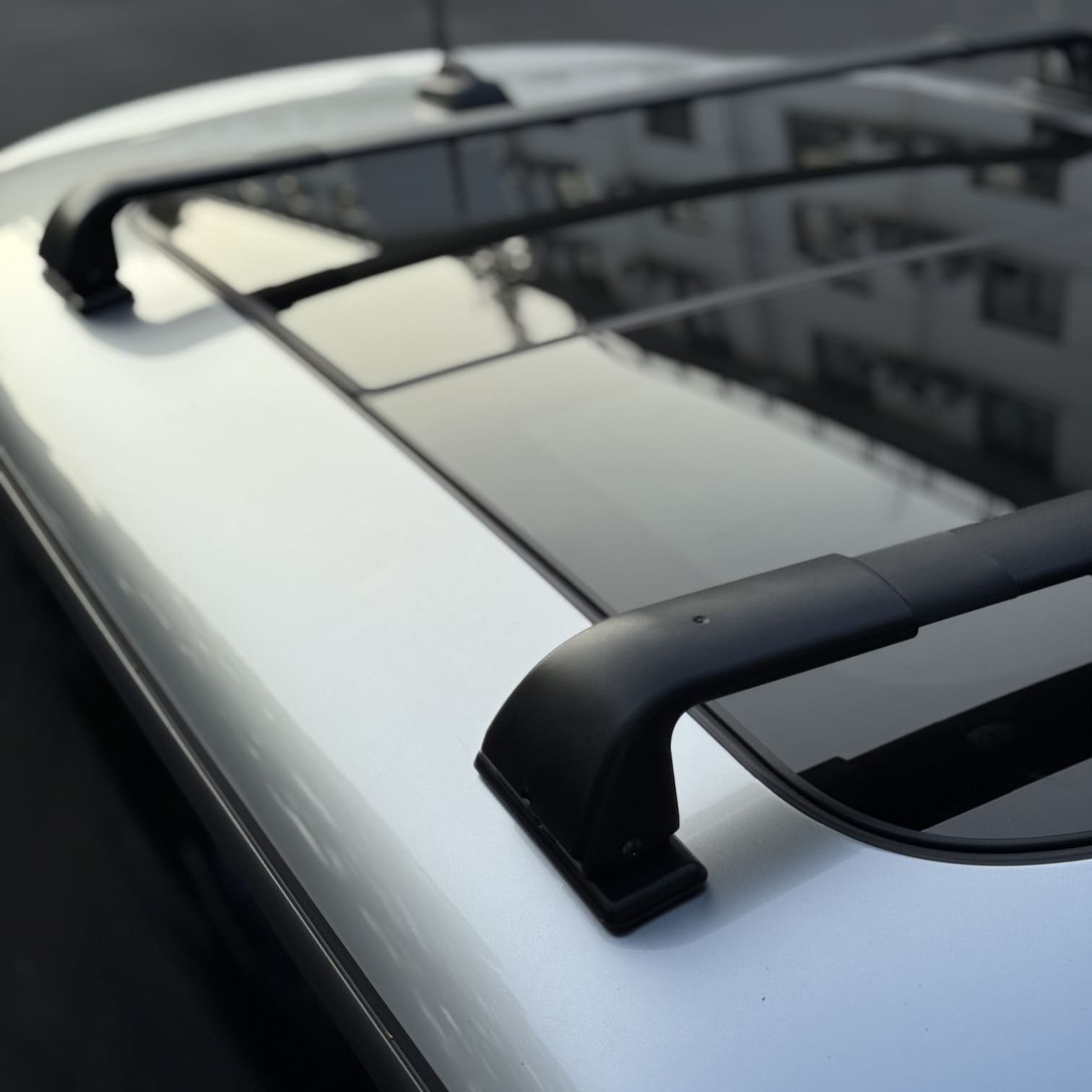 Mini Cooper R56 roof rack with cross bars for cars without rails