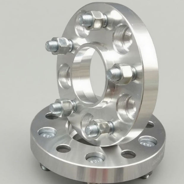 Separador de aluminio de 10 mm instalado para mejorar la estabilidad y el ancho de vía en MINI R56