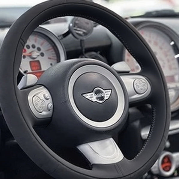 Upgrade für MINI R56 Lenkradverkleidung mit Leder und Stickerei