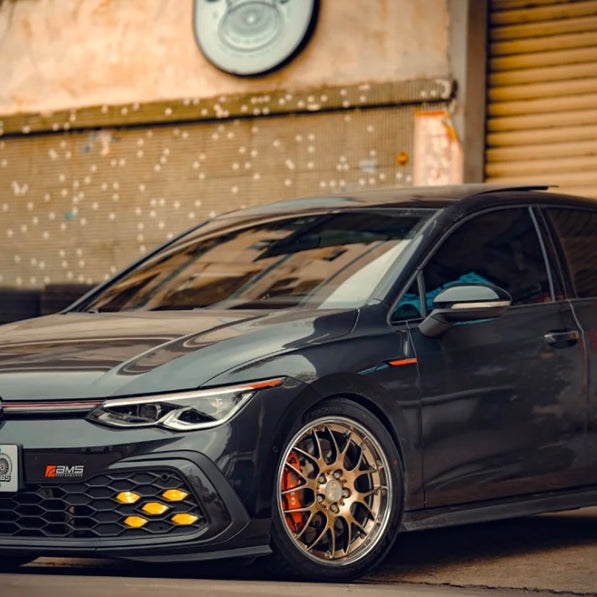 Yellow fog tint on VW Golf MK8 GTI front